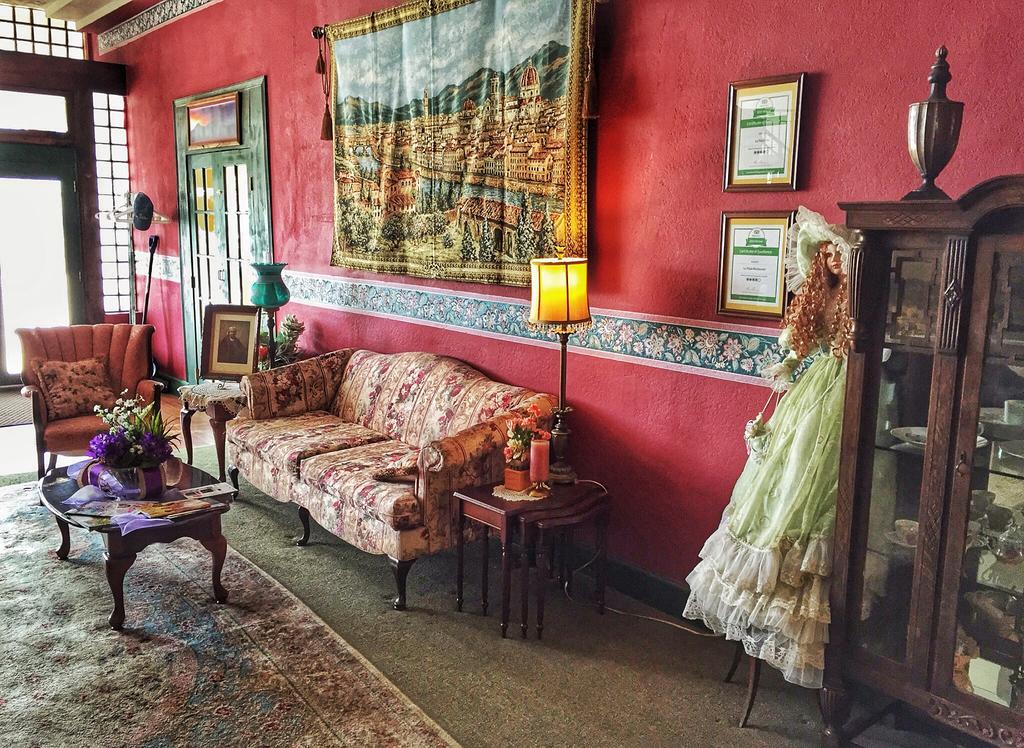 والسنبورغ La Plaza Historic Hotel & Restaurant المظهر الخارجي الصورة