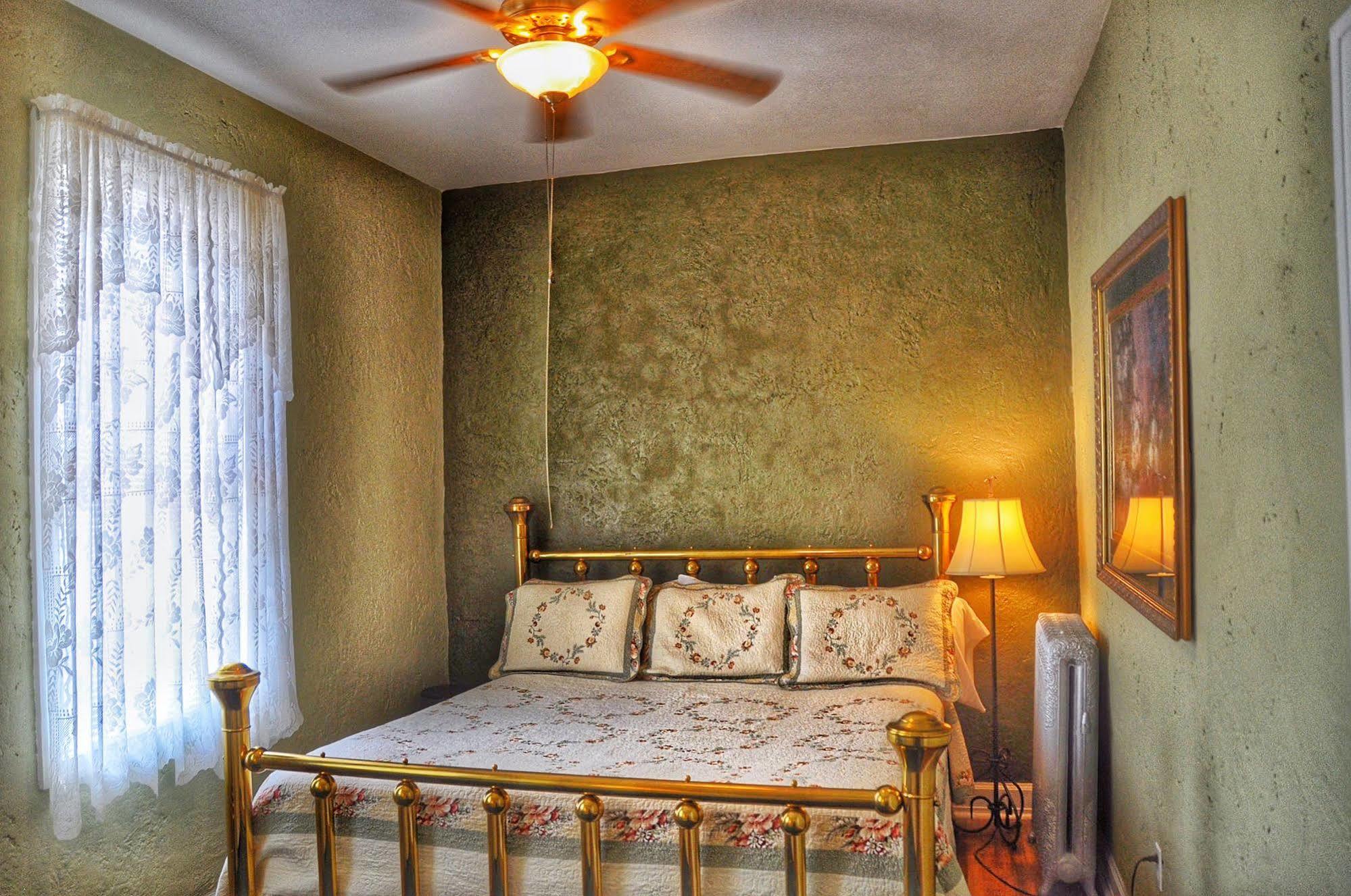والسنبورغ La Plaza Historic Hotel & Restaurant المظهر الخارجي الصورة
